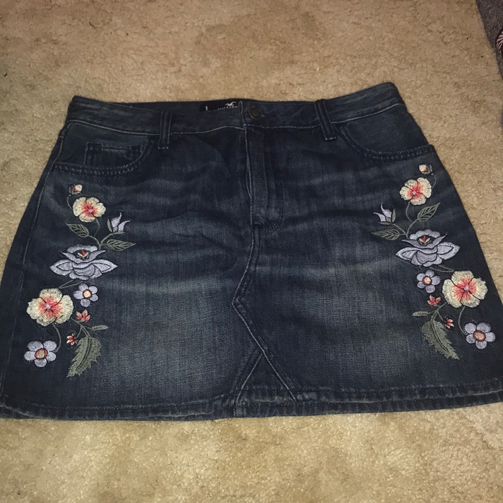 Hollister Skirt